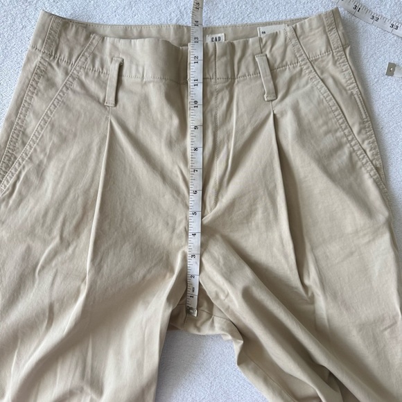 GAP Tan Cropped Ankle Pants with Relaxed Fit size 6 - Picture 9 of 12
